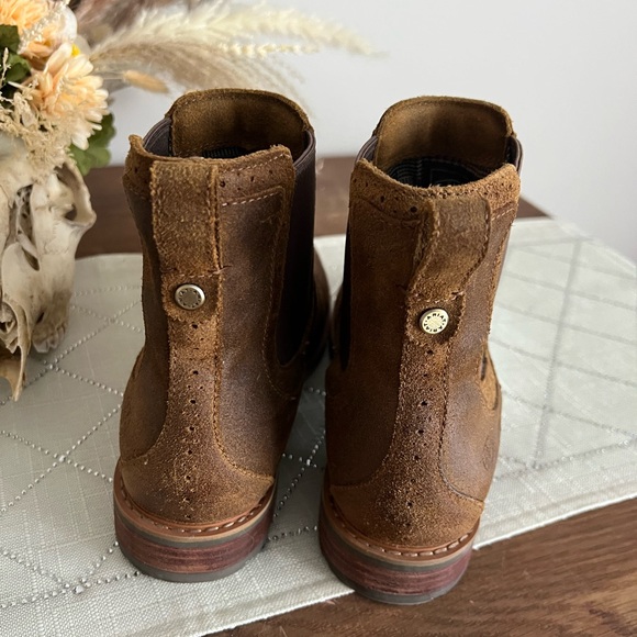 Wexford Brogue Waterproof Chelsea Boot - Picture 3 of 5